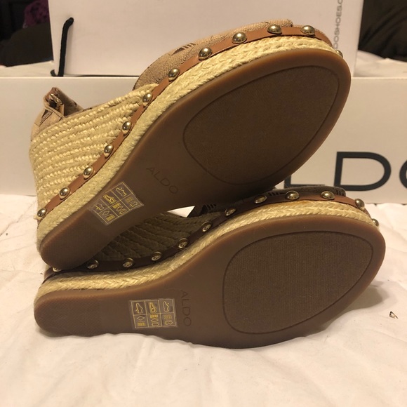 Aldo textile wedge tan sandal - Picture 5 of 5